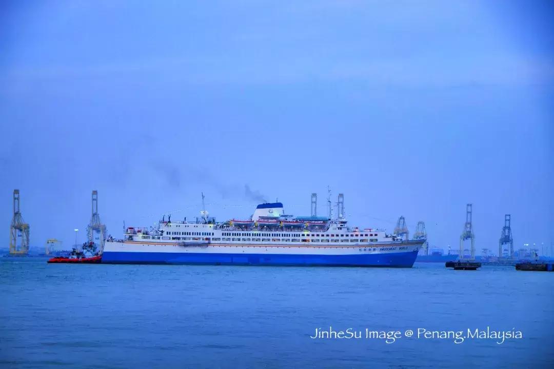 爱我的人说要带我环游世界，结果出行第一天就拉着我平摊房费！