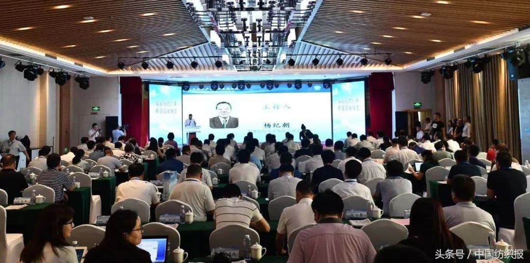 企业扶贫表彰名单,产业扶贫总结表彰大会流程