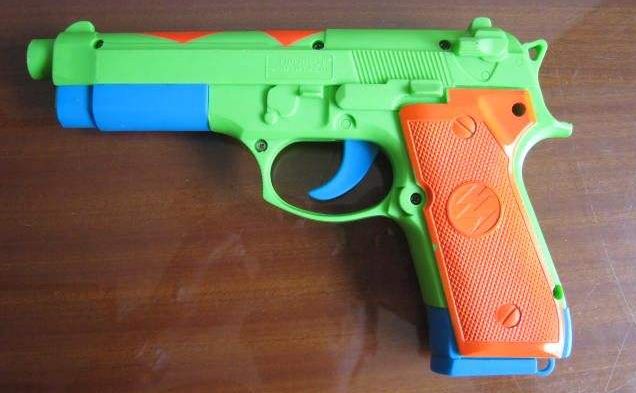 万代出品枪型玩具,万代纸弹枪