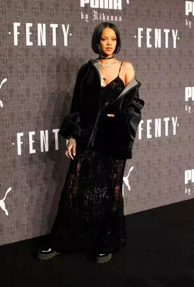 范冰冰抄袭蕾哈娜美妆！以为换个名字就能一天狂赚1000万美元？