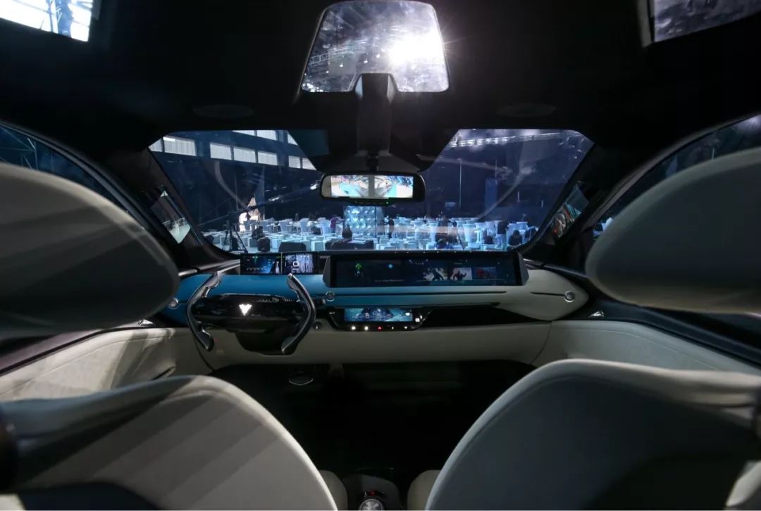 首款量产车,首款量产车型下线