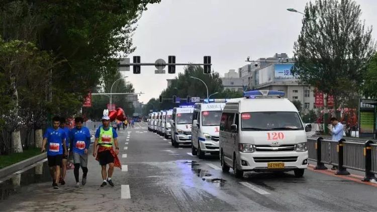 跑步一个指甲黑了,跑步跑黑脚趾甲