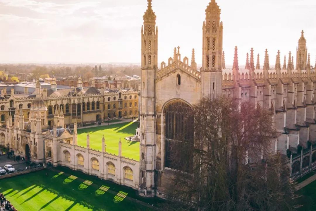 不戏说、不浮夸，剑桥出的这套艺术史入门读本，畅销了30年