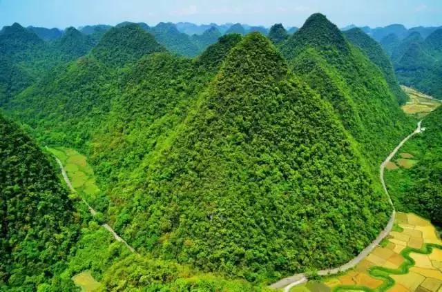 贵州有没有过百万人口的县城,贵州的一座小县城