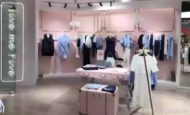 粉蓝色华伦天奴,粉色red华伦天奴