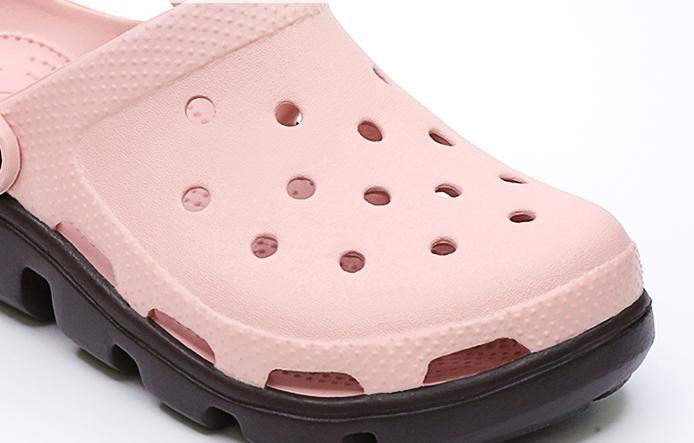 “丑”鞋行天下，沙滩就是它的主场