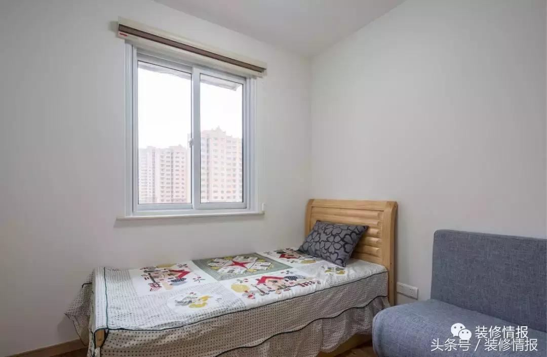 全封闭阳台怎么晾衣？他们家完全不担心