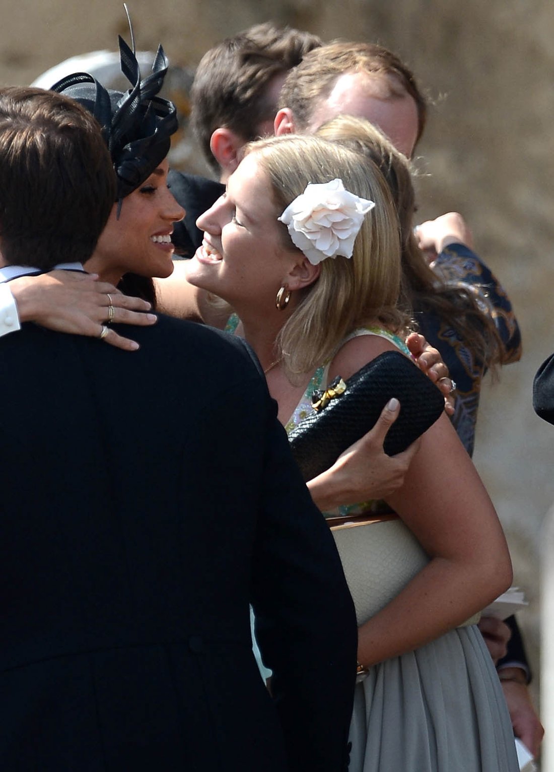 梅根喜迎39岁生日,梅根婚礼黄衣