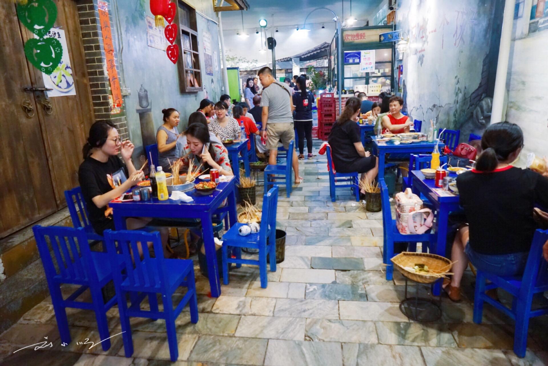 成都特色串串网红店,成都网红串串店前三名