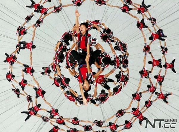 甄子丹回学校,甄子丹去少林寺塔沟武术学校