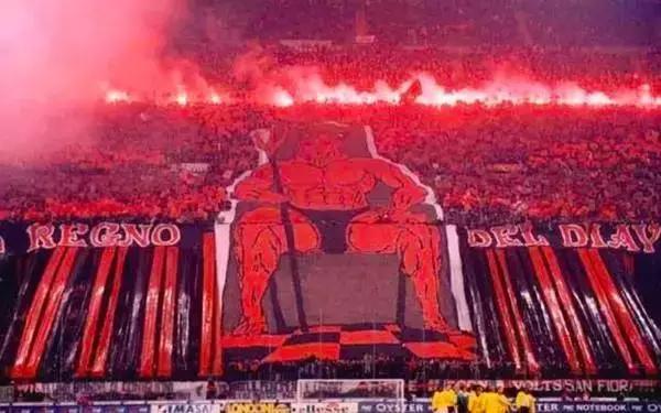 「科普」你知道AC米兰为什么叫红黑魔鬼吗?