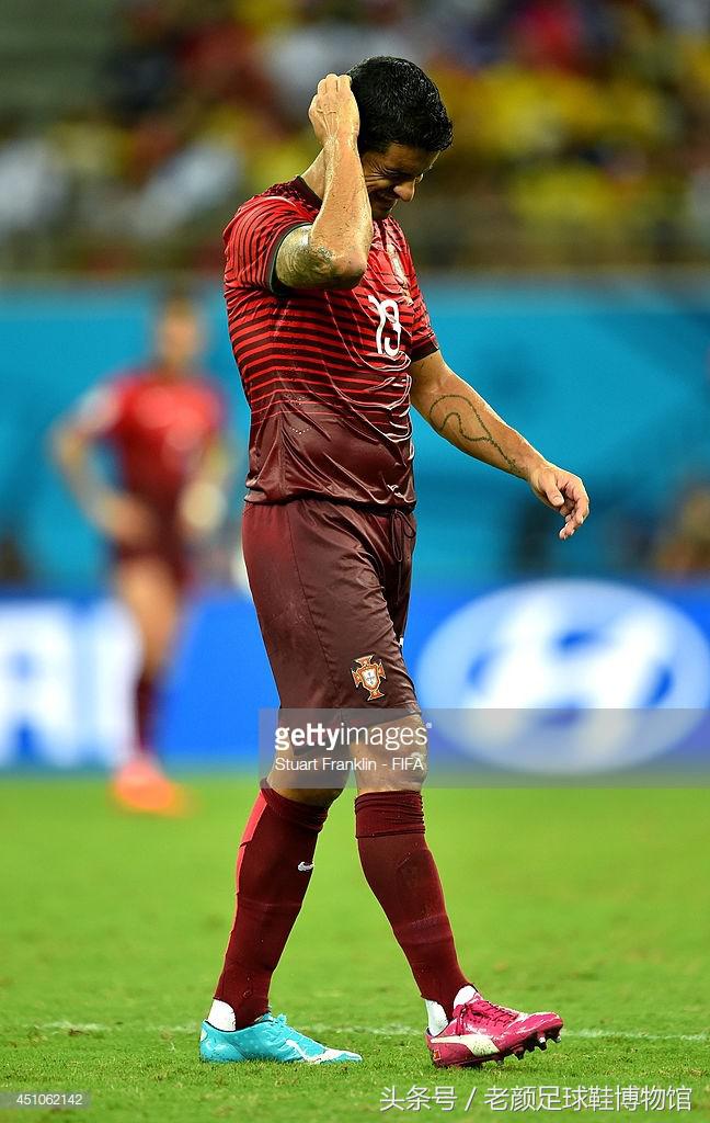 世界杯鸳鸯足球鞋,世界杯彪马鸳鸯足球鞋绿橙