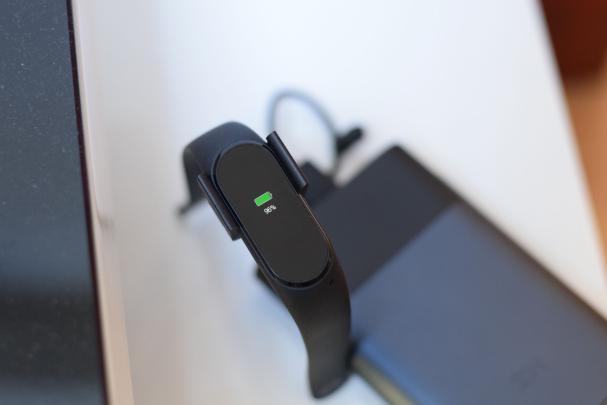 黑科技大彩屏智能手环,智能手环的门禁功能怎么设置