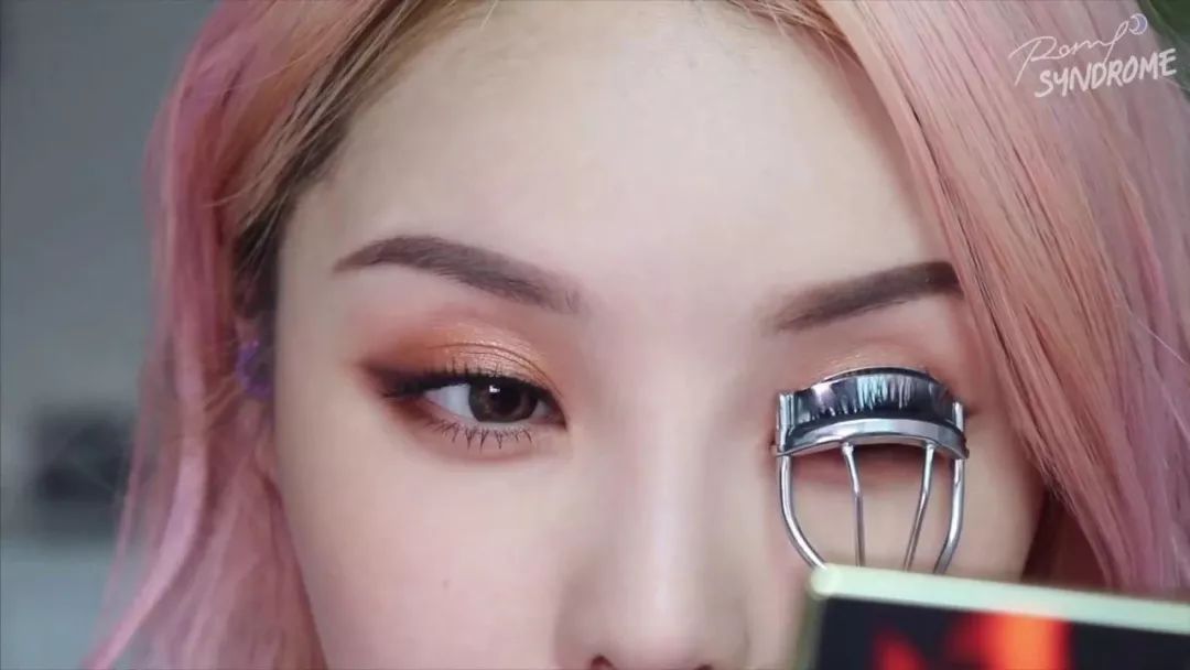 pony推荐精致眼妆,pony妆容夏日度假