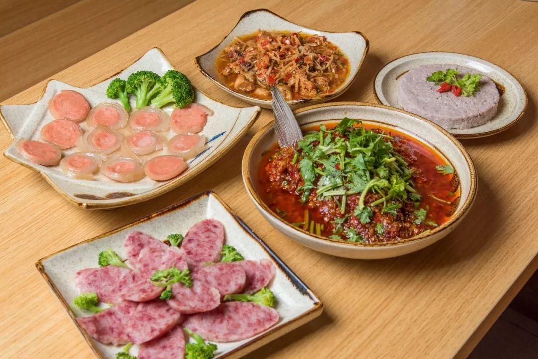 弥勒90后美女开餐馆,自创近百个健康菜,全家老小都喜欢