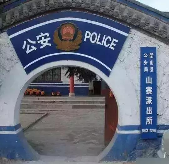 朋友打电话说她快到高潮了，让我出来一下……