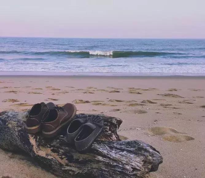 韩国济州岛是一座典型的火山岛,世界有名的火山岛