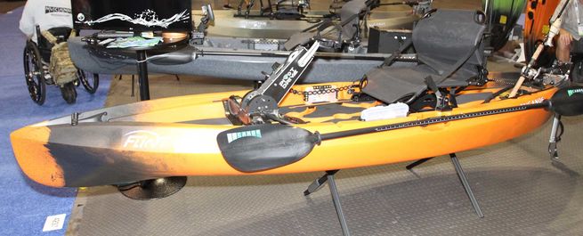 不要再愁着买车了，买艘最新的皮划艇去自由钓鱼