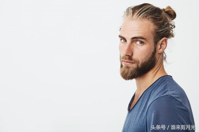 怎么让头发变卷发男生,男生卷发如何变直