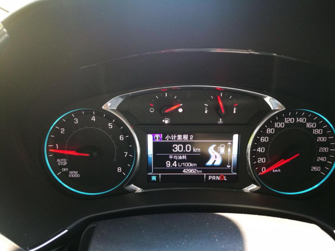 雪佛兰探界者高速路试驾,试驾雪佛兰探界者爬坡