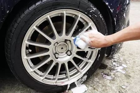 防爆胎到底值不值得买,防爆胎的秘密和方法