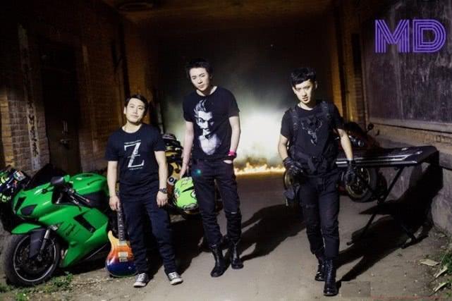 摩登兄弟最近一次直播,摩登兄弟直播遇突发事件