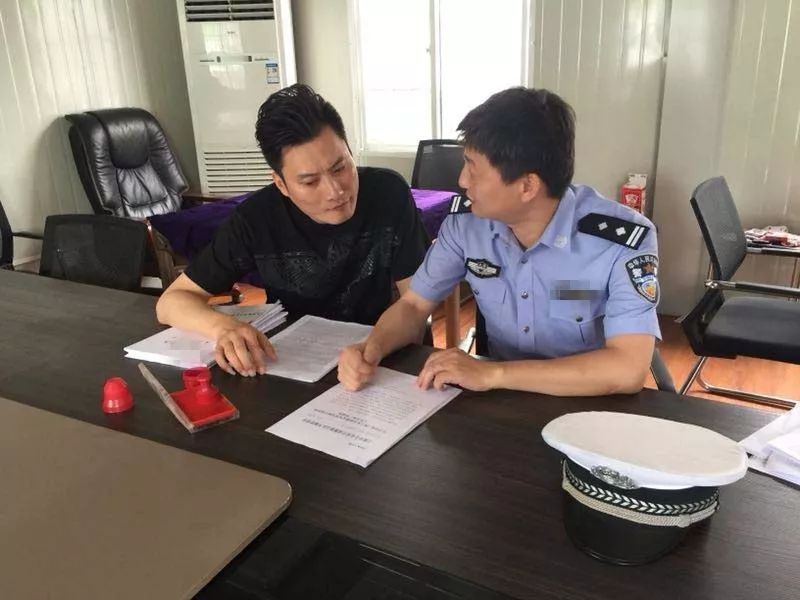 上海交通执法开展全方位安全整治,上海警方交通整治