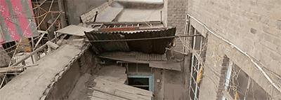 北京一家5口19平米老房子,北京人一家三口12.8平方蜗居