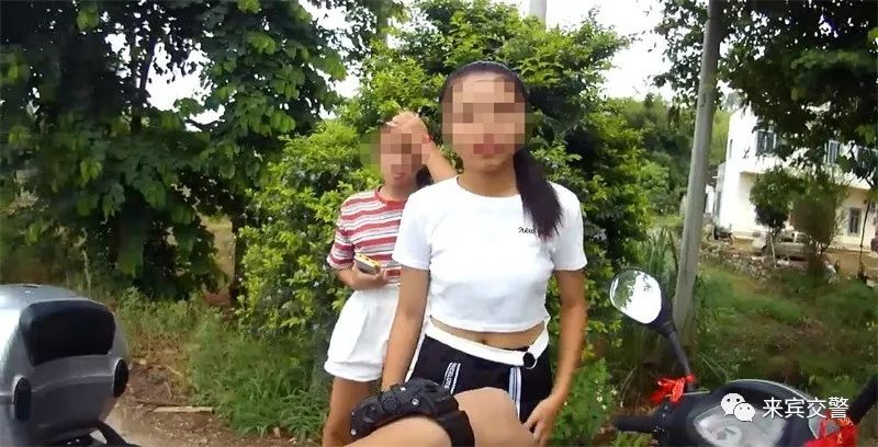 「大曝光」15岁金秀小妹骑摩托还想冲卡,”耍酷“不成反被查