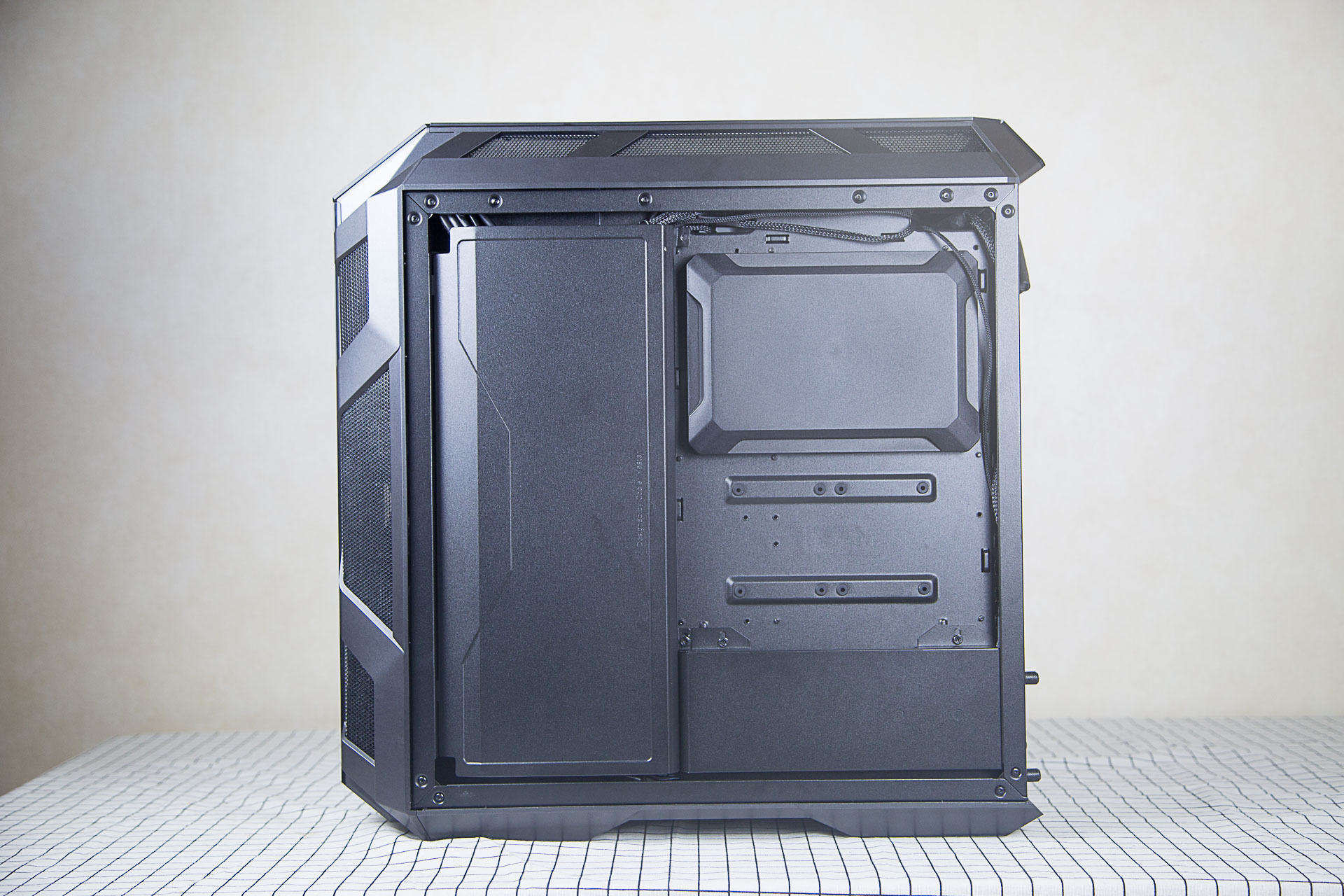 华硕1070ti显卡怎么装,华硕1070ti装机效果