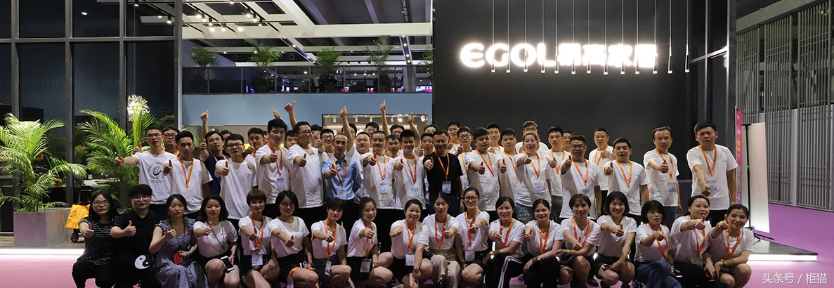 如何检查定制衣柜真假视频,怎么鉴别衣柜用的什么板材