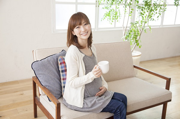 孕妇子宫口开多少才能生产,孕中期怎样判断宫颈口开了