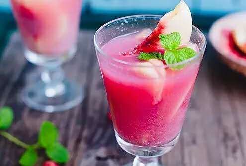 酸酸甜甜就是我原创是英文歌曲吗,酸酸甜甜就是我清唱女