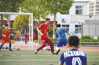 鍠滆鎴戞牎鍏ヨ冻鐞冪壒鑹茬ず鑼冩牎,寤婂潑鍏皬瓒崇悆鐗硅壊瀛︽牎