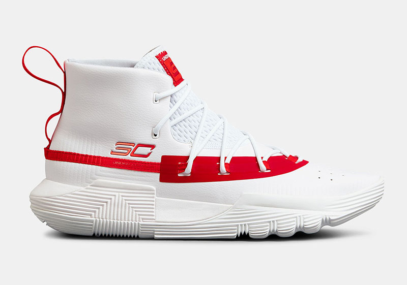 双重缓震科技篮球鞋,库里新战靴curry2.5