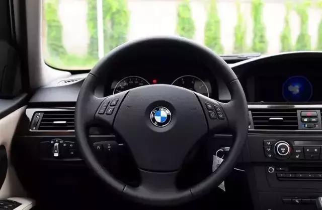 汽车路感太清晰是什么原因,新车方向感不好怎么办