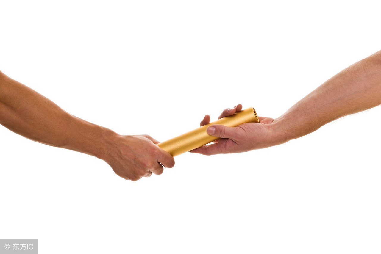 接力跑的传接棒讲解示范,接力跑最慢的应该跑第几棒