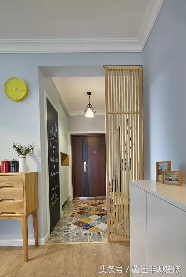 入户门正对餐厅和客厅装修效果图,入户门正对厨房如何解决