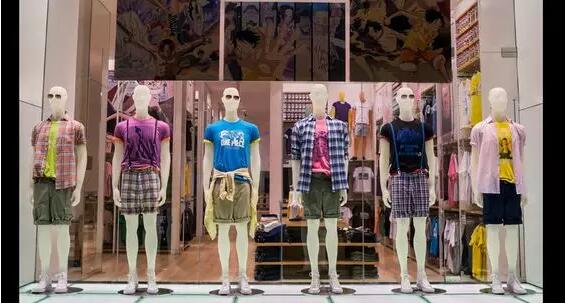 时下年轻人喜爱的潮牌有哪些,年轻人现在穿的潮牌有哪些