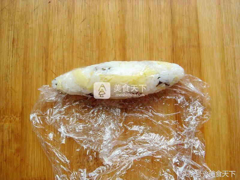 寿司怎么卷才结实日本,寿司怎样卷才不会松视频