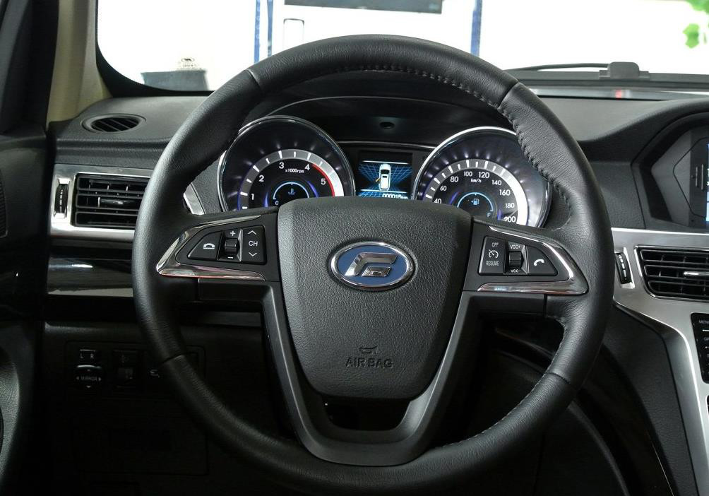 新款凯迪拉克suv,与凯迪拉克xt6差不多的车型