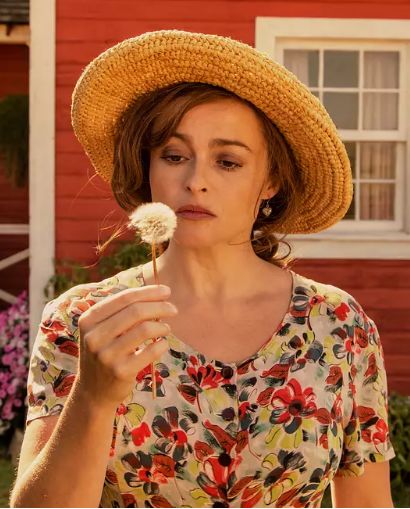 爱丽丝梦游仙境电影红桃皇后结局,爱丽丝梦游仙境红皇后电影完整版