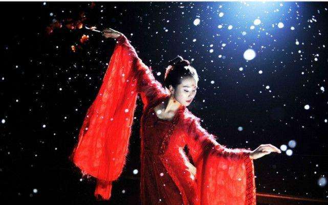 最受欢迎的十大广场舞歌曲，凤凰传奇果然强大