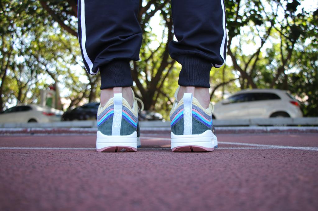 耐克十大经典nikezoom鞋款,目前最值得买的nike篮球鞋