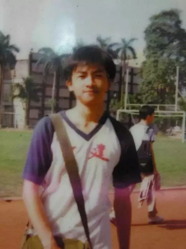 还珠格格新版结局,还珠格格第二部苏有朋五阿哥颜值