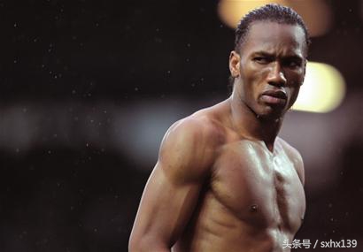 足球阵型位置名称图解,足球比赛阵型什么意思