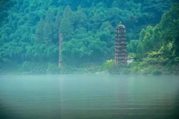 这座低调的宝藏小城去100次都不腻,这个低调的四川小城