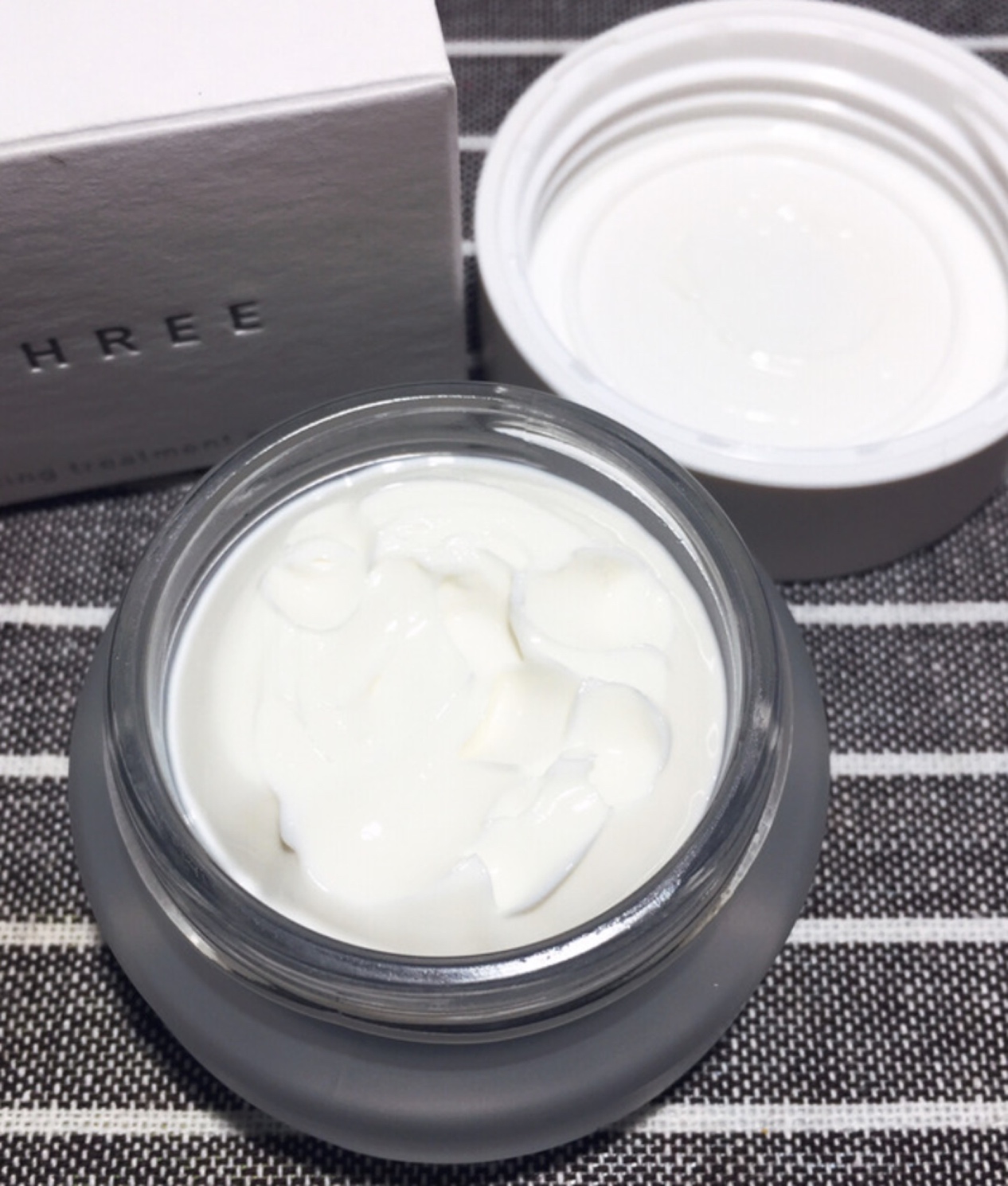 眼霜推荐30岁淡细纹国产,30以上眼霜推荐去细纹黑眼圈大牌