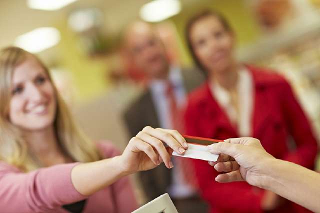 用支付宝和微信刷信用卡有区别吗,微信和支付宝申请信用卡哪个容易