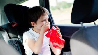 防止晕车晕船和晕机的小妙招,晕车晕机晕船是哪个部位导致的